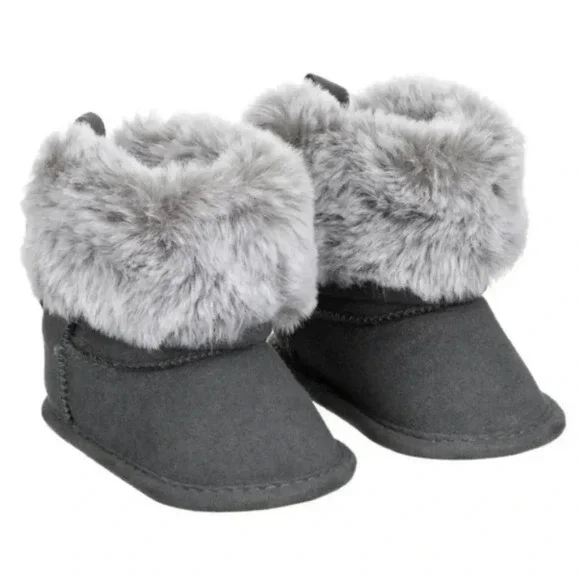 FIRST STEPS | Baby Girls Faux Fur Booties in Gray sz 0/3M, 6/9M - Picture 9 of 10